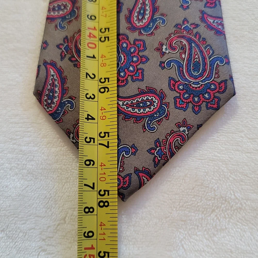 VTG Neil Martin Tie Mens OS Taupe Red Blue Paisley Silk Classic Necktie USA Made